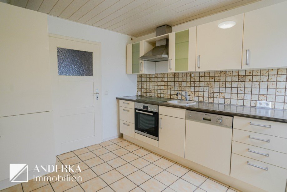 K�che Dachgeschosswohnung Bibertal / B�hl