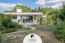 Hauptbild Ein besonderer Ort zum Leben in Traumlage: Architektur, Licht und viel Garten
