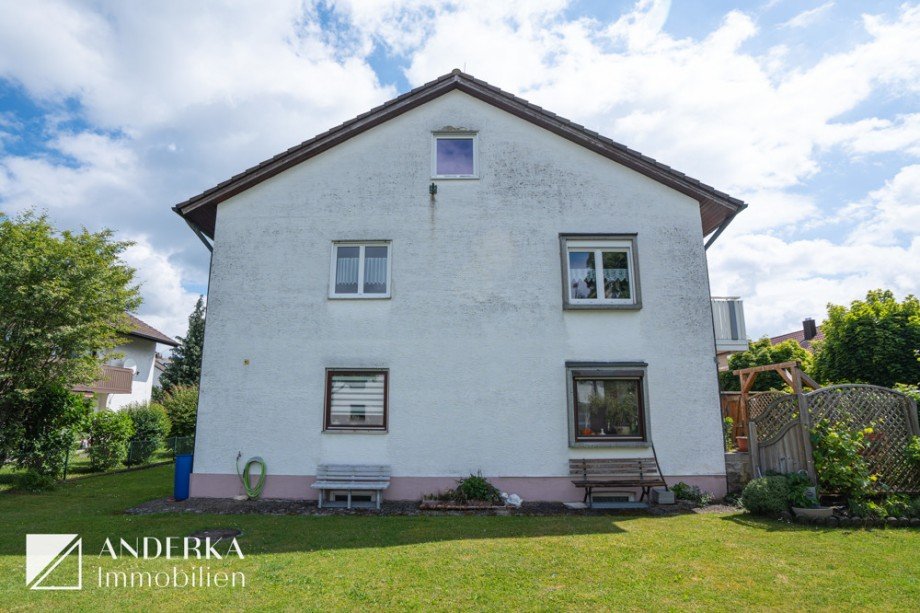 Hausansicht Dachgeschosswohnung Leipheim