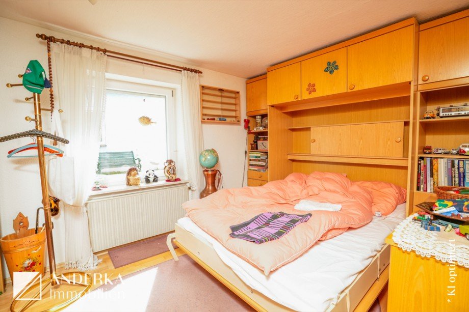 Schlafzimmer Einfamilienhaus Bibertal / B�hl
