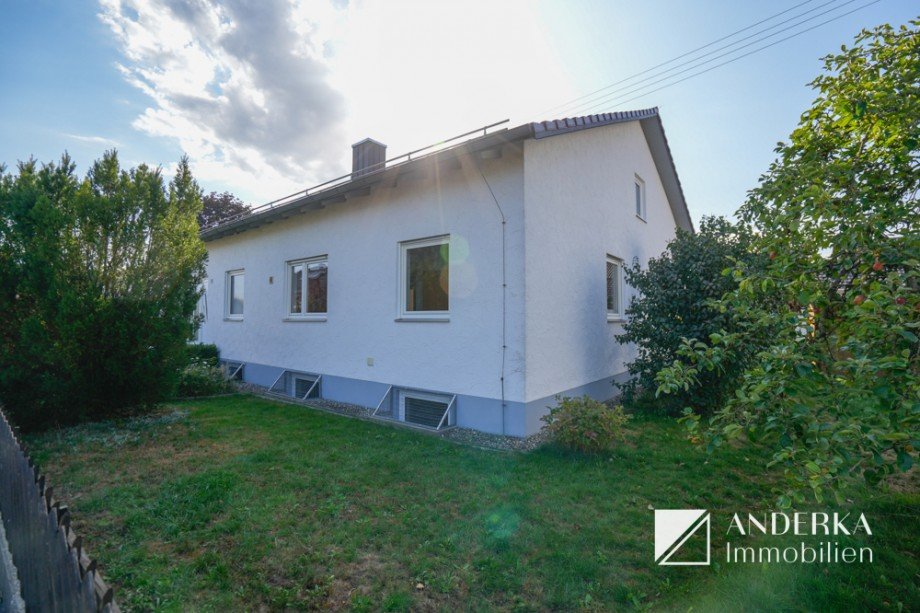 Hausansicht Einfamilienhaus Ichenhausen / Hochwang
