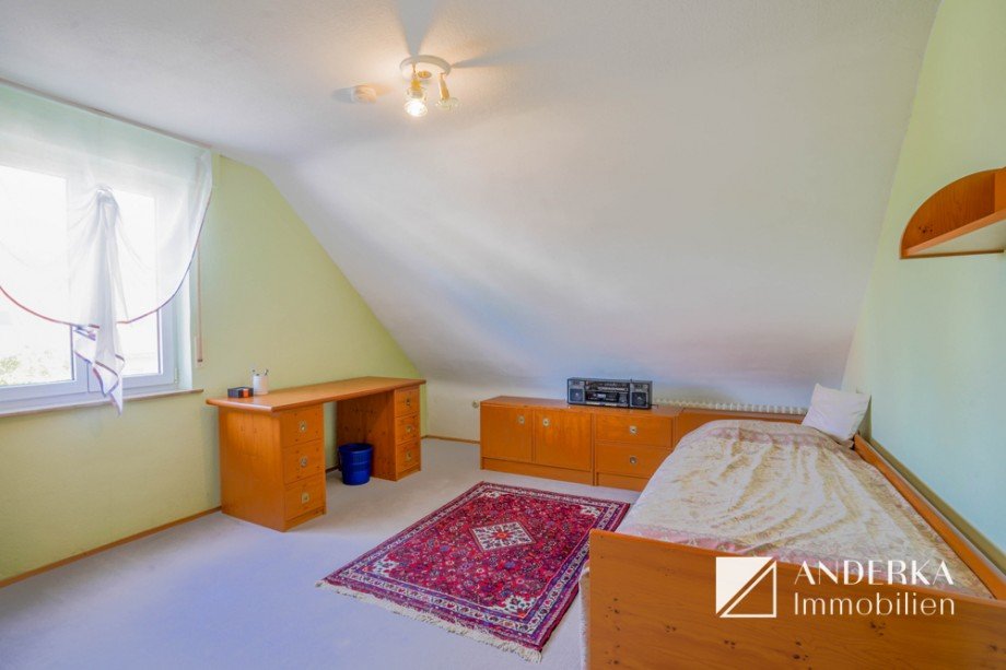 Kinderzimmer im Dachgeschoss Einfamilienhaus B�chingen an der Brenz