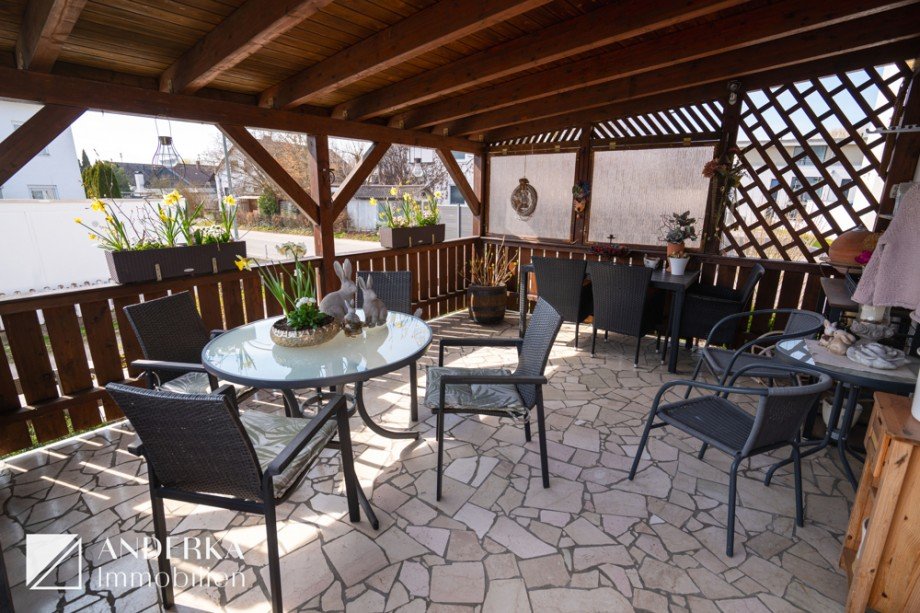 �berdachte Terrasse Einfamilienhaus Pfaffenhofen an der Roth