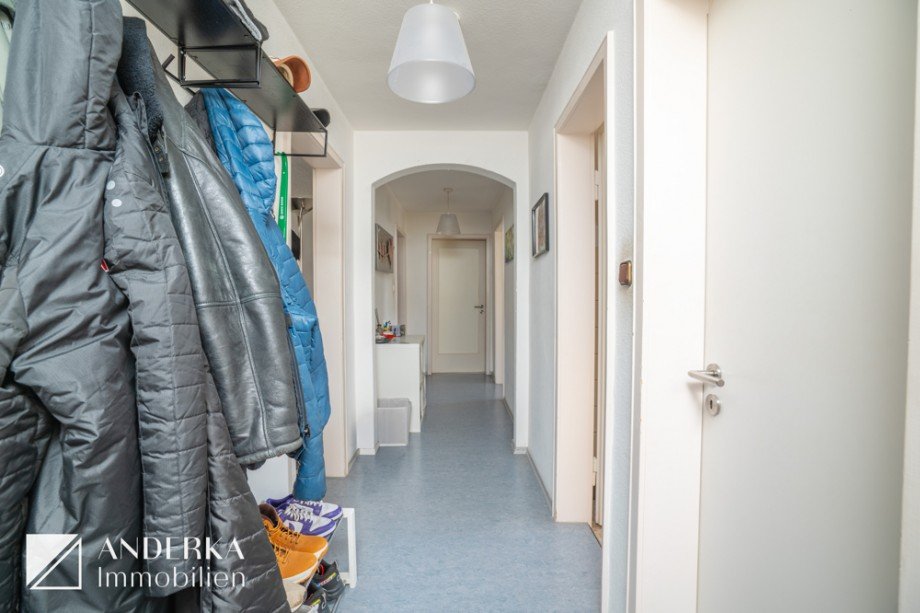 WE 3 - Diele Mehrfamilienhaus Burgau