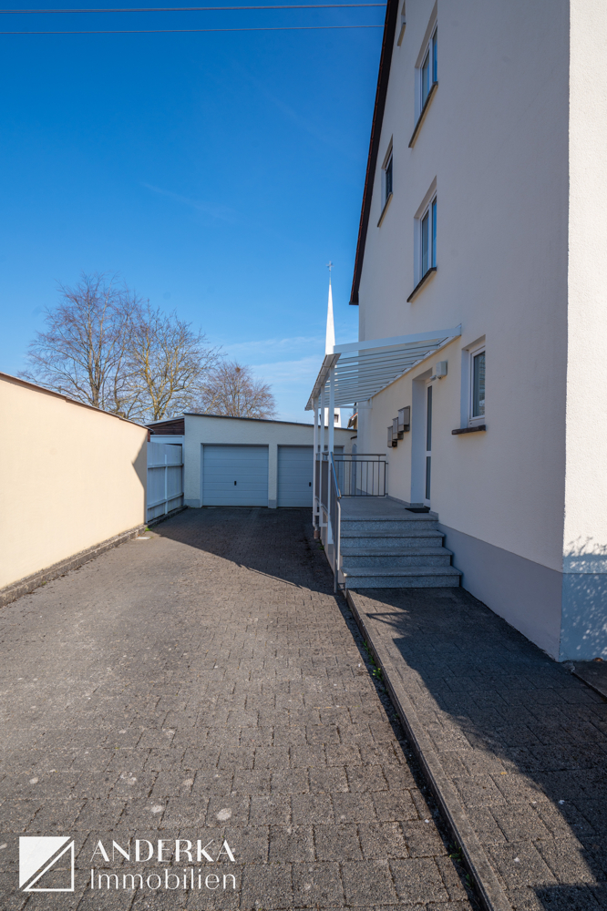 Zufahrt Mehrfamilienhaus Burgau