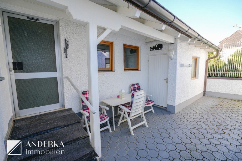 Innenhof Doppelhaush�lfte G�nzburg