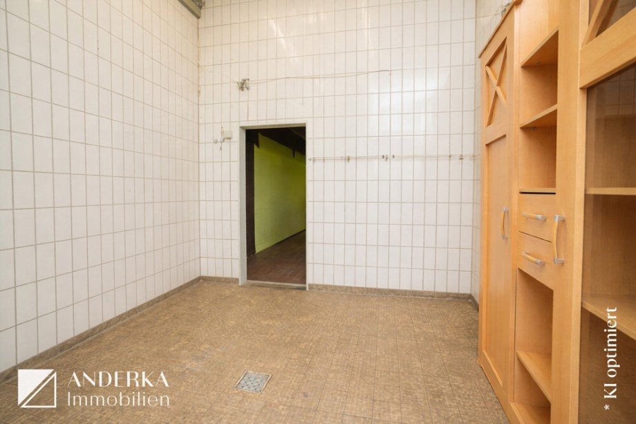 Personalraum Halle / Lager / Produktion G�nzburg