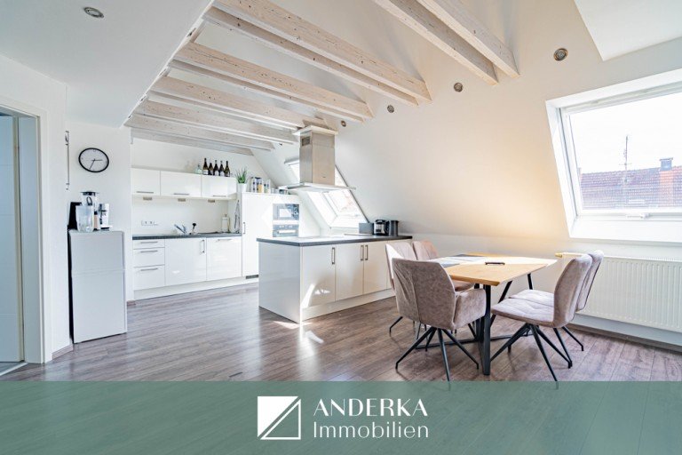  Burgau Maisonettewohnung Exklusive 3-Zimmer Dachgeschosswohnung auf 2 Ebenen mitten in Burgau zu vermieten!