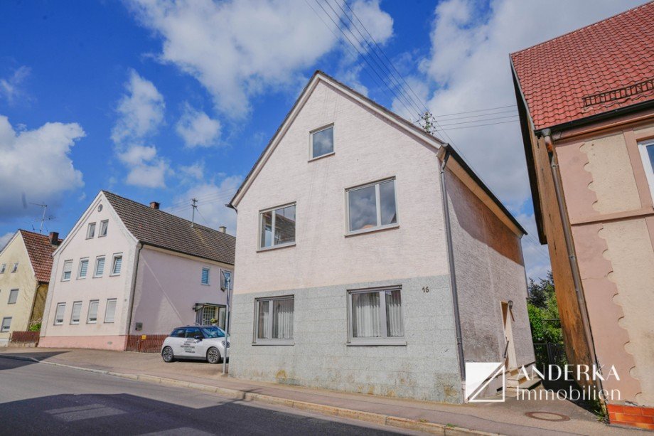 Hausansicht Einfamilienhaus Ichenhausen