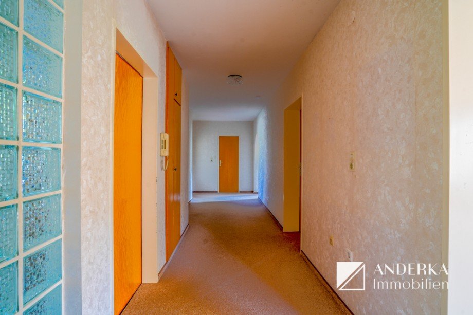 Diele Einfamilienhaus Ichenhausen / Hochwang