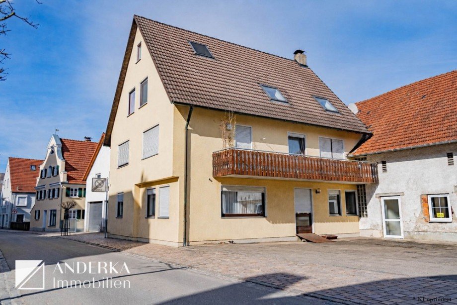 Hausansicht Maisonettewohnung Burgau