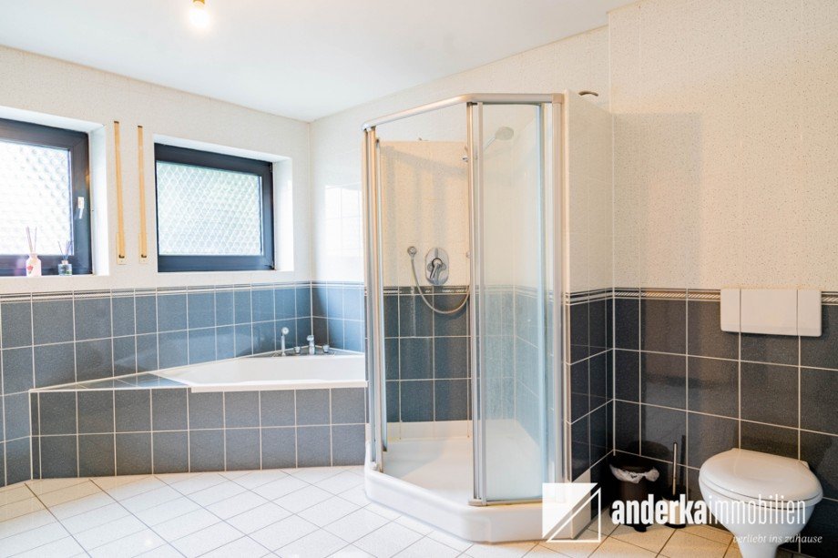 Badezimmer Etagenwohnung G�nzburg