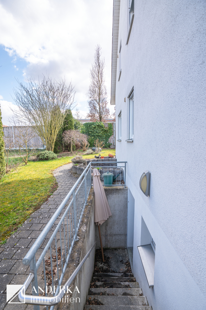 Kellerabgang Doppelhaush�lfte G�nzburg