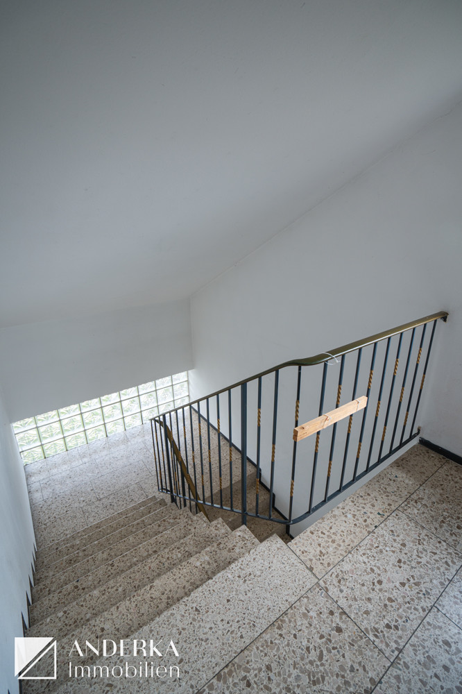 Treppenhaus Dachgeschosswohnung Leipheim