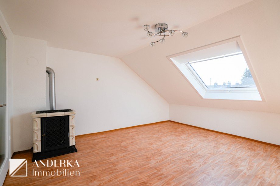 Wohnzimmer Dachgeschosswohnung G�nzburg