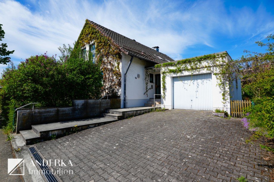 Einfahrt Einfamilienhaus G�nzburg