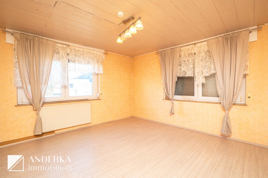 Schlafzimmer im Erdgeschoss Einfamilienhaus Sontheim an der Brenz