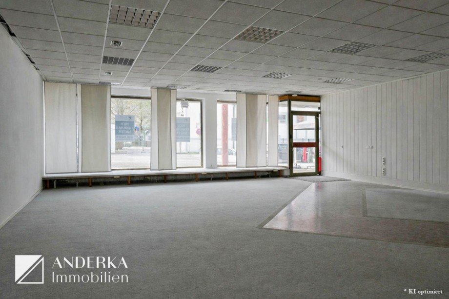 Schaufensteransicht Einzelhandel Burgau