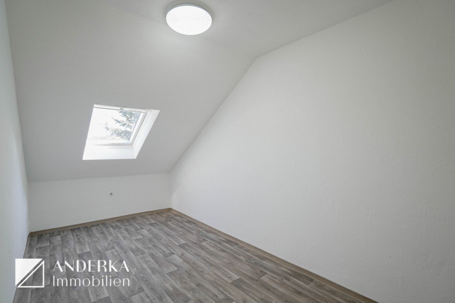 Kinderzimmer Dachgeschosswohnung G�nzburg