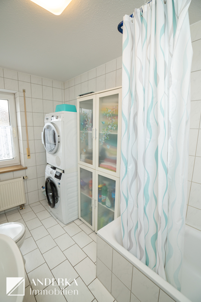 Tageslichtbadezimmer Erdgeschosswohnung Burgau