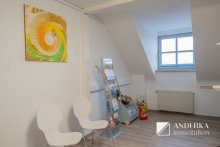 Wartebereich/Empfang Repr�sentative Gewerbeeinheit in G�nzburg - flexibel nutzbar auf zwei Ebenen mit 140 m� Fl�che.