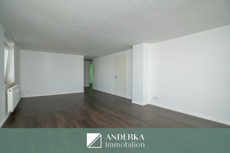  Burgau Etagenwohnung Wohnen mit Platz & Komfort. 4-Zimmer-Wohnung mit Balkon & Stellplatz in Burgau zu verkaufen!