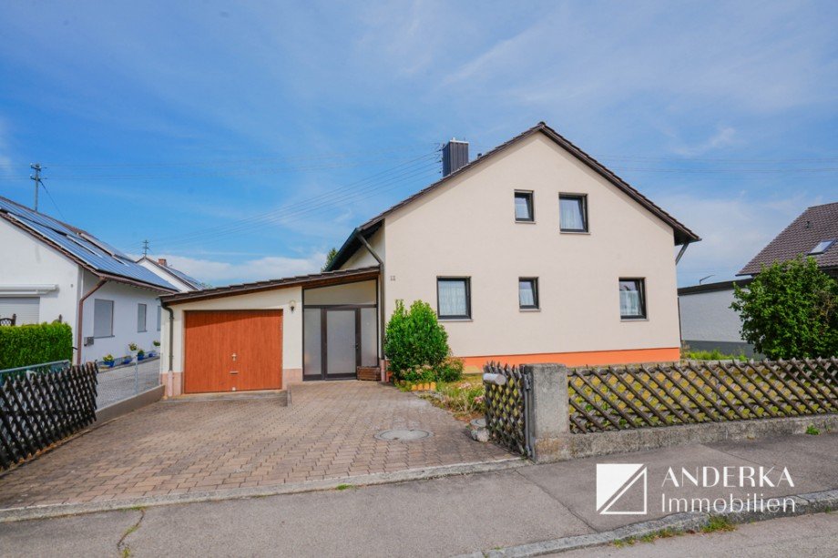 Hausansicht Einfamilienhaus Ichenhausen / Oxenbronn