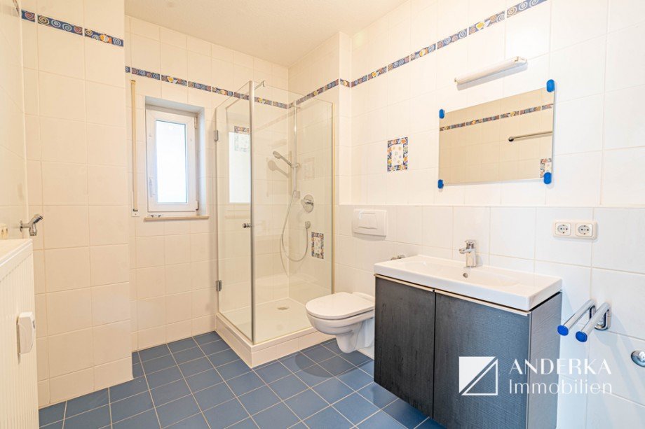 Badezimmer Etagenwohnung G�nzburg