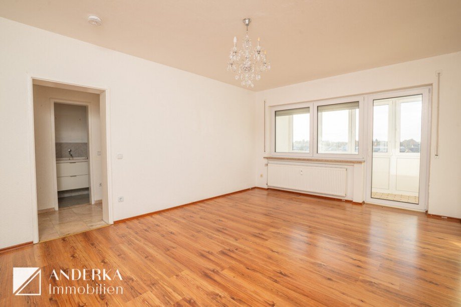 Wohnzimmer Etagenwohnung G�nzburg