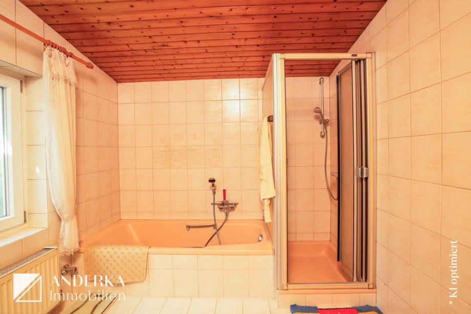 Tageslichtbadezimmer Einfamilienhaus Bibertal / B�hl