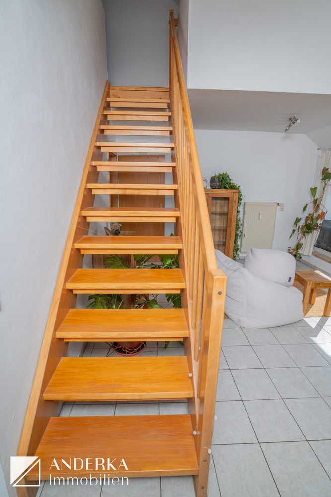 Aufgang Maisonette-Ebene Maisonettewohnung Jettingen-Scheppach