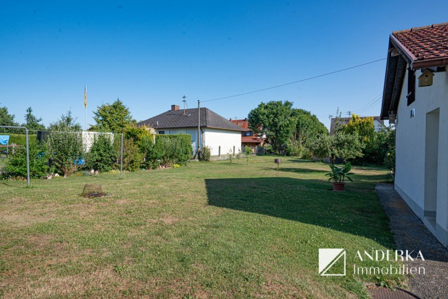 Garten Dachgeschosswohnung G�nzburg / Riedhausen