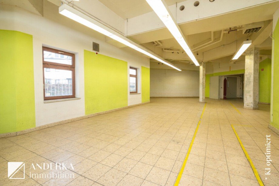 Gewerbefl�che Halle / Lager / Produktion G�nzburg