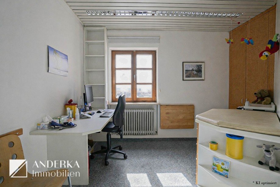 Raum 4 B�ro / Praxis G�nzburg