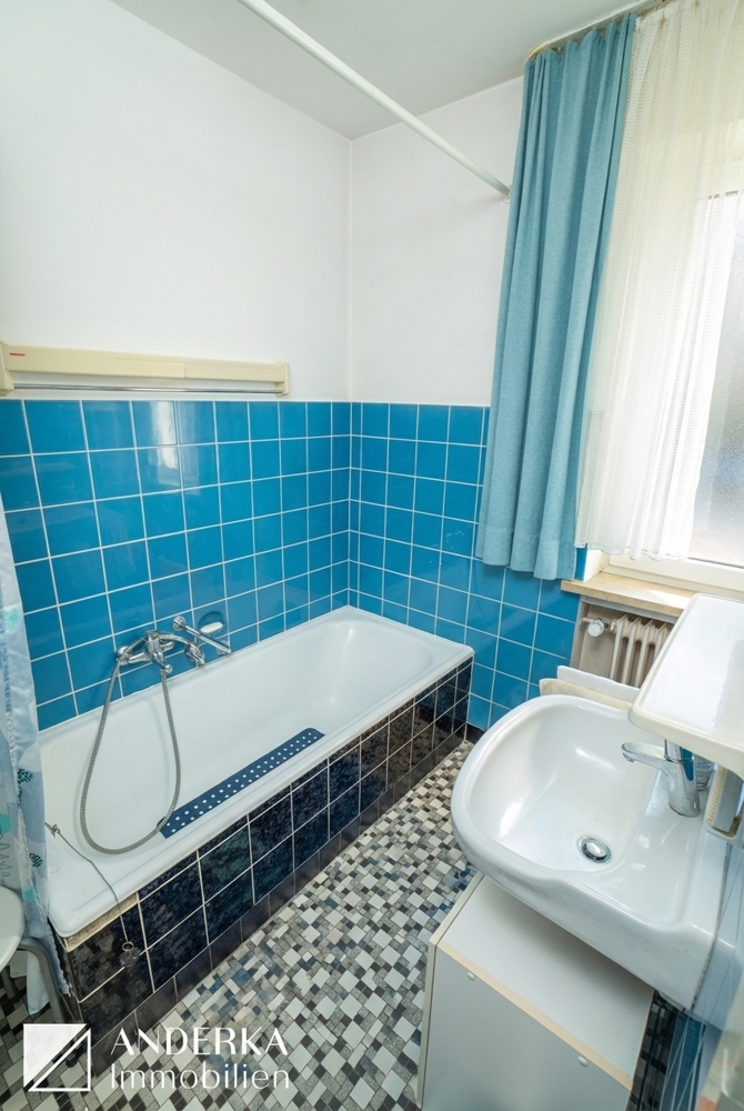 WE 1 - Bad Mehrfamilienhaus Burgau