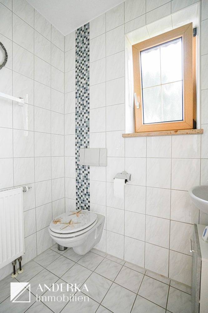 Duschbad im EG Doppelhaush�lfte Bibertal / Opferstetten