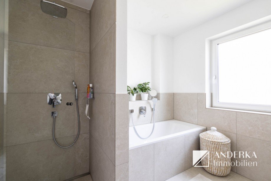 Badezimmer Etagenwohnung Ichenhausen