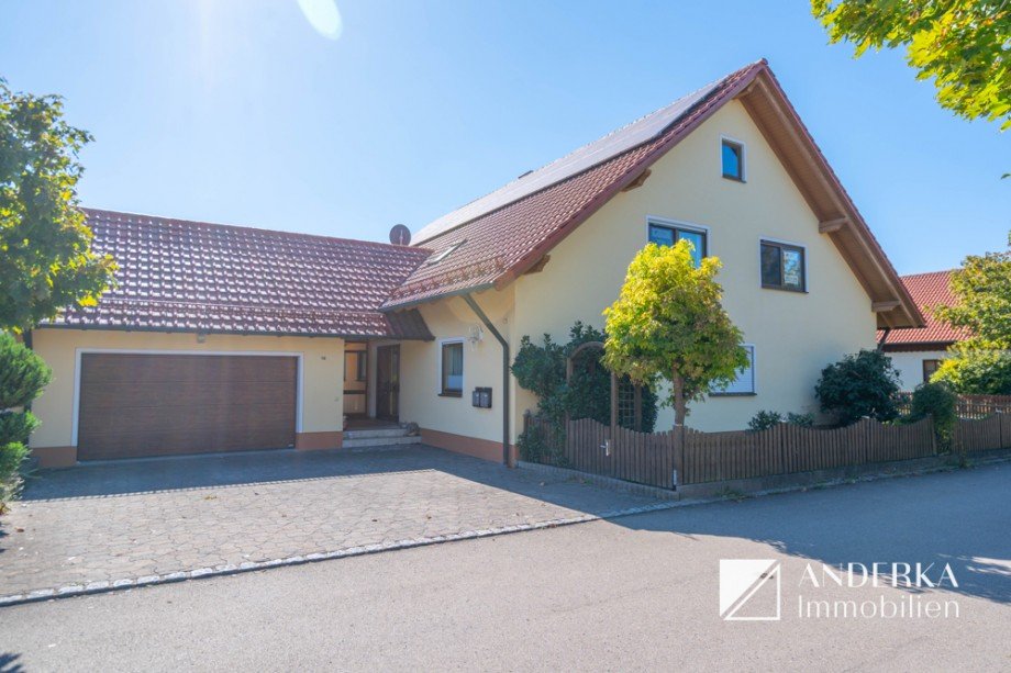 Au�enansicht Dachgeschosswohnung Bibertal / Kissendorf