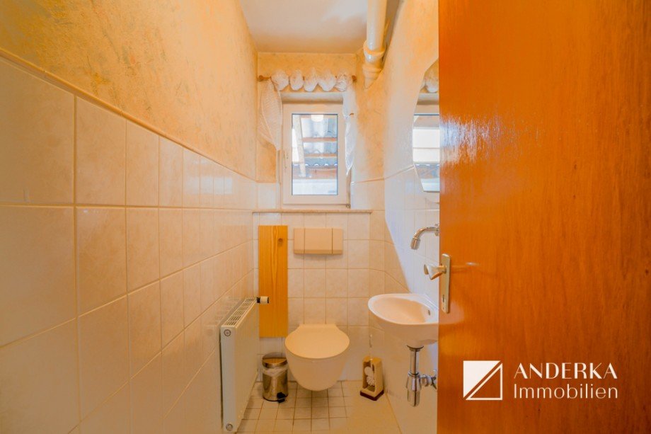 separates WC im Erdgeschoss Einfamilienhaus B�chingen an der Brenz