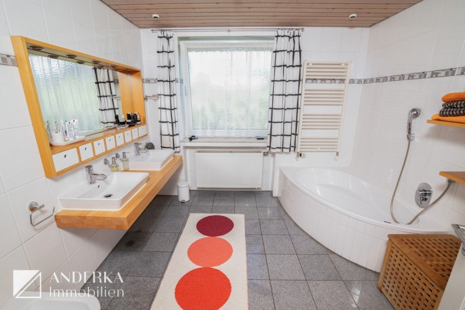 Badezimmer Einfamilienhaus Ursberg / Oberrohr