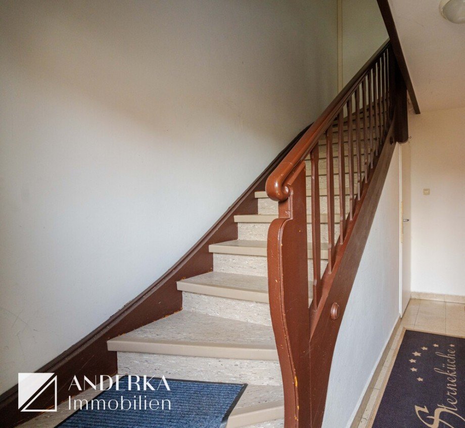 Treppenhaus Doppelhaush�lfte Ichenhausen