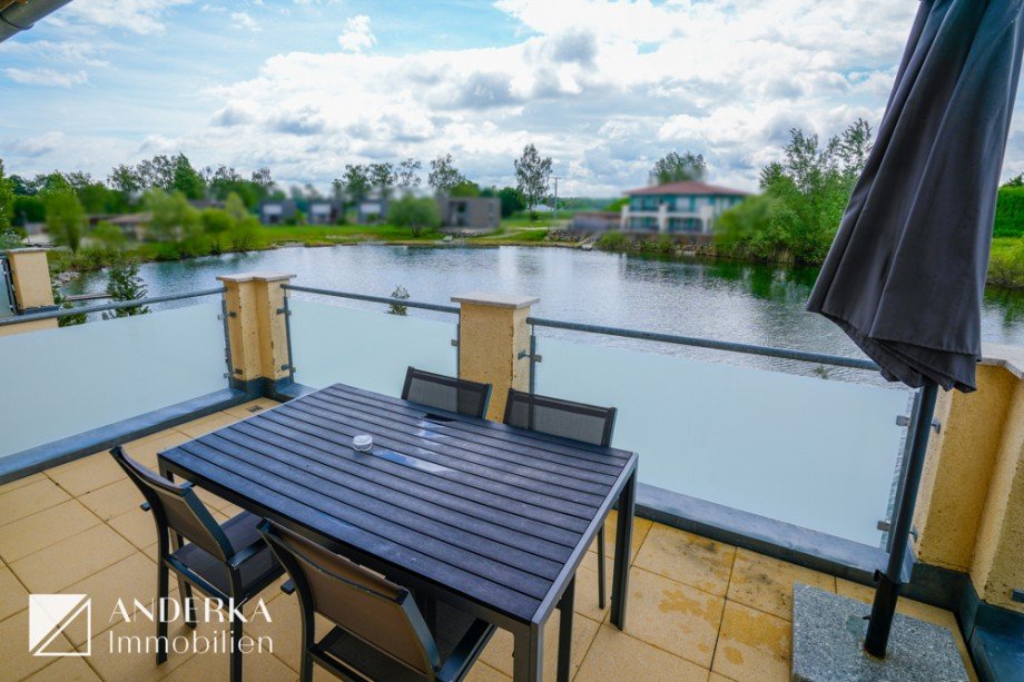 Balkon mit Seeblick Etagenwohnung Leipheim / Riedheim
