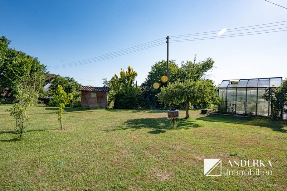 Garten Dachgeschosswohnung G�nzburg / Riedhausen