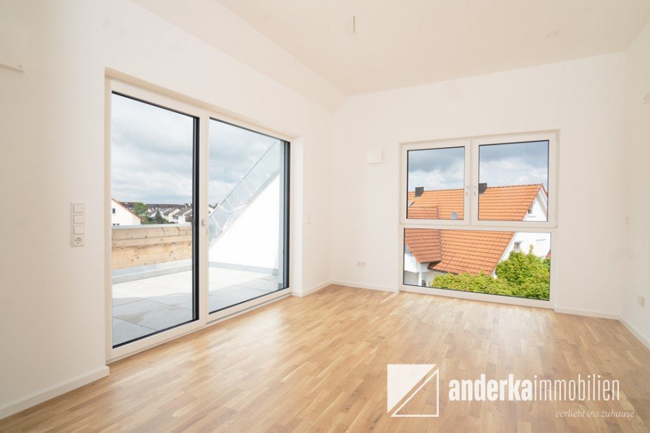 Essbereich mit offener K�che Dachgeschosswohnung Ichenhausen