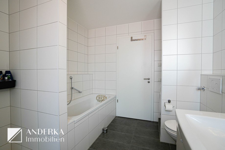Badezimmer Etagenwohnung G�nzburg