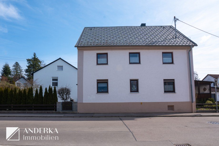 Hausansicht Einfamilienhaus Pfaffenhofen an der Roth