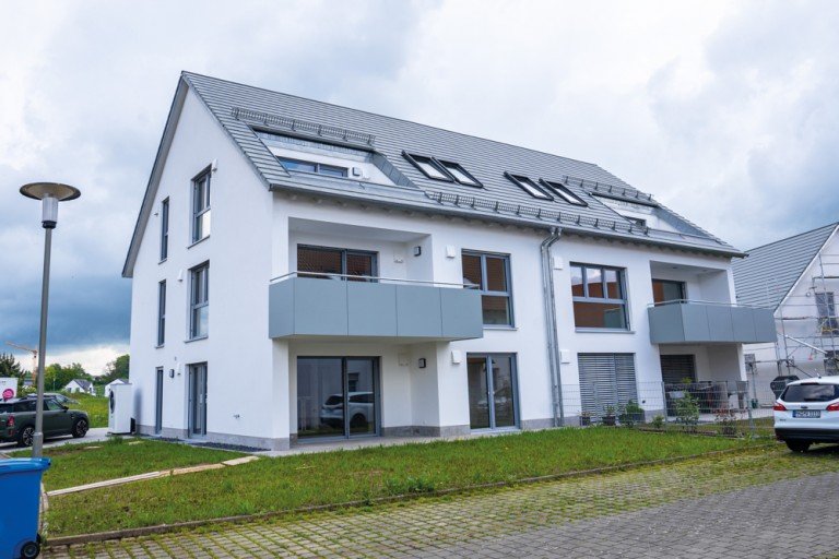 Hausansicht Ichenhausen Dachgeschosswohnung 