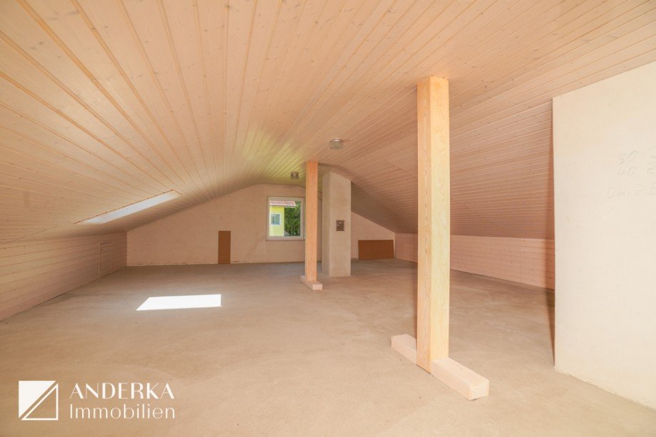 Dachgeschoss Einfamilienhaus Offingen