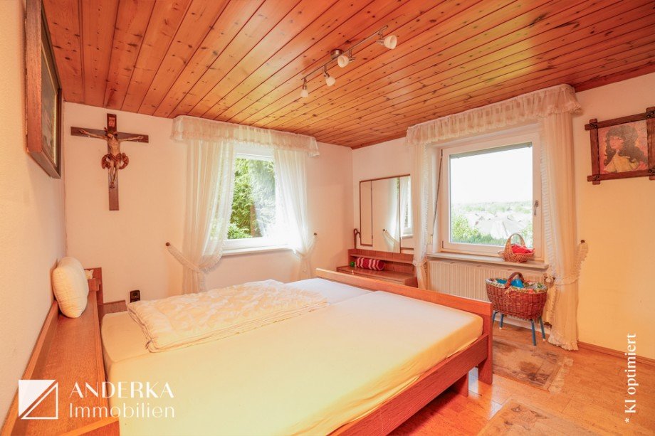 Schlafzimmer Einfamilienhaus Bibertal / B�hl