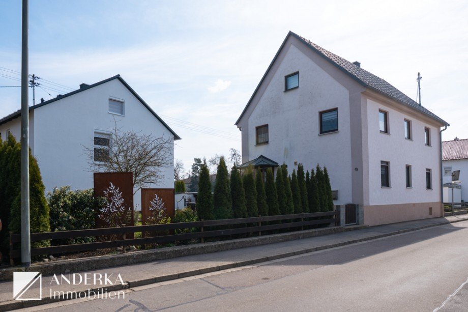 Hausansicht Einfamilienhaus Pfaffenhofen an der Roth